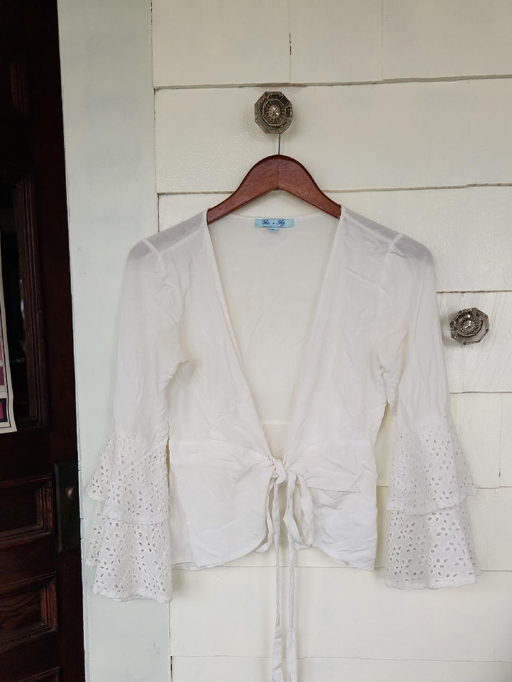 Women's White Tie-Front Eyelet Sleeve Top By She And Sky Size Small